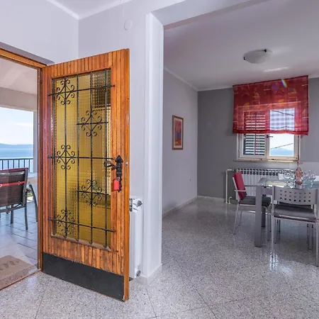 Amazing In With House Sea View Apartment *