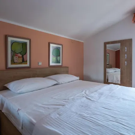 Apartment Amazing In With House Sea View *