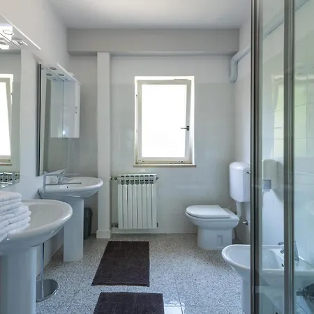 Amazing In With House Sea View Apartment